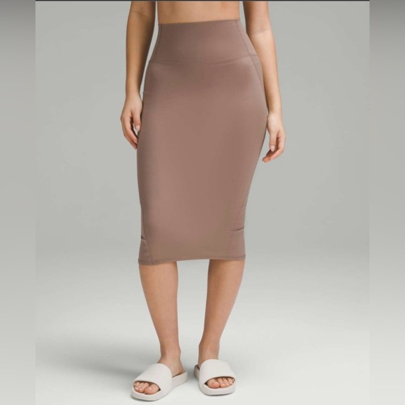 Lululemon Nulu Slim-Fit High-Rise Skirt in Taupetastic - Picture 3 of 4